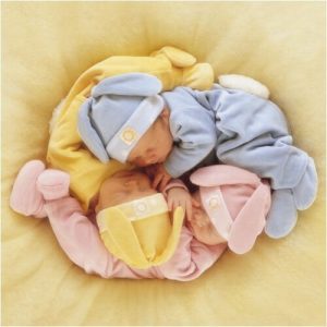 Help je baby om de hele nacht door te slapen