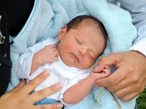 Hoe ervaart een baby zijn geboorte?