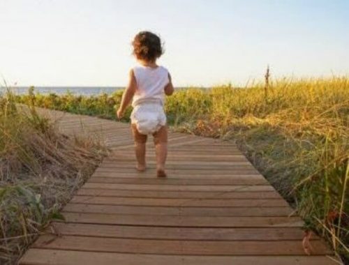 3 oefeningen om je baby te leren lopen