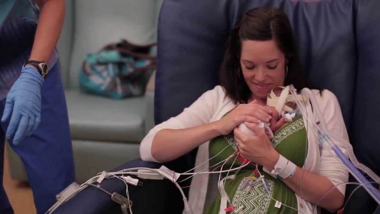 Deze video laat zien dat liefde premature baby's sterker maakt