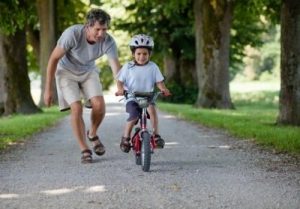 Hoe kun je de grove motoriek van je kind ontwikkelen?