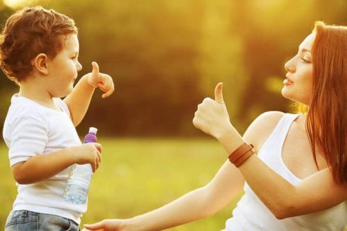 8 zinnen om met liefde je kinderen op te voeden