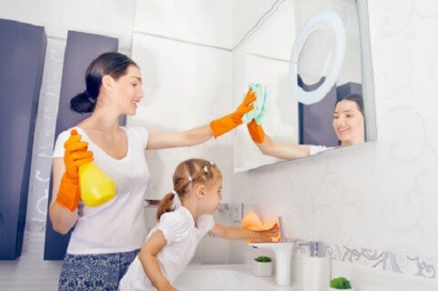 Huishoudelijke klusjes leert ze verantwoordelijk te zijn