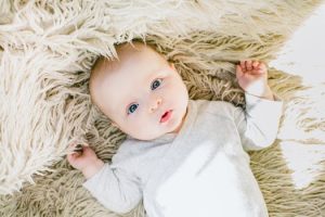 Wat moet je doen als je baby zich verslikt in de melk?