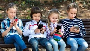 8 redenen waarom kinderen jonger dan 12 geen smartphones zouden moeten gebruiken