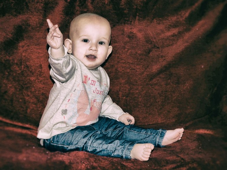 Baby's hebben verschillende manieren om te laten zien wat ze willen