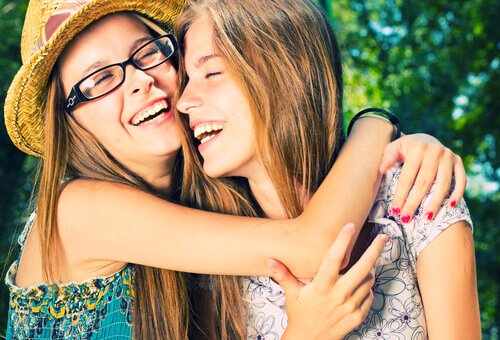 Communicatie tussen ouders en hun tiener is van vitaal belang tijdens de pubertijd