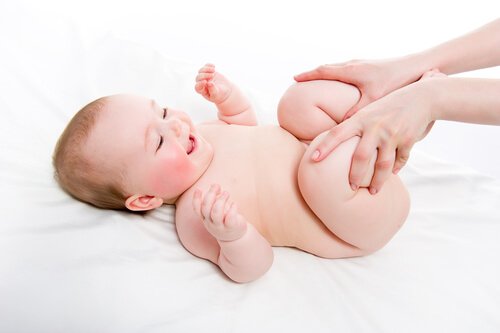 De beste oefeningen om de spieren van je baby sterker te maken