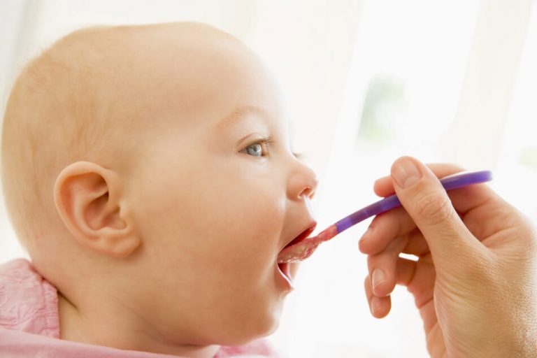 De Rapley methode Baby eet puree