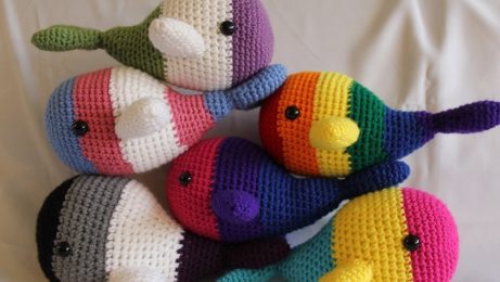 Knuffel voor stimulatie van de visuele ontwikkeling