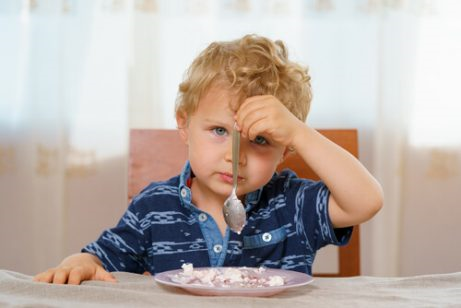 Een kind dat weigert te eten