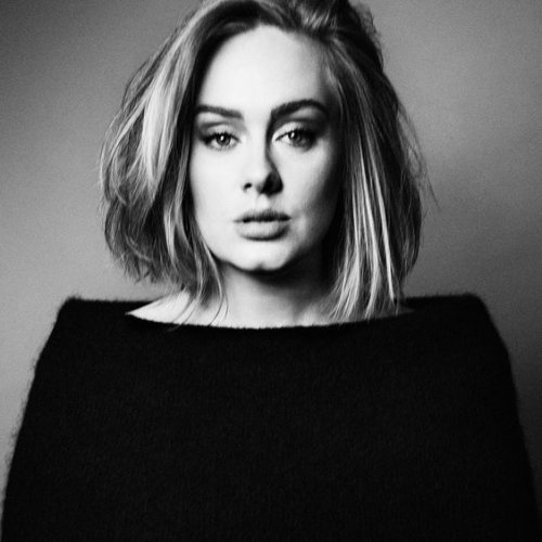 Adele deelt haar ervaring met een postnatale depressie