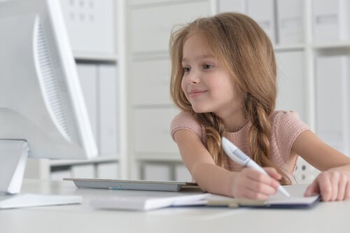 Hoe je je kind kunt helpen om te leren schrijven