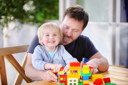 Psychologische voordelen van Lego: vader en zoon