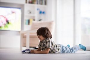 Vanaf welke leeftijd mogen kinderen alleen thuisblijven?
