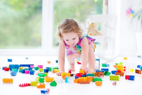 Motorische ontwikkelingen van kinderen door met Lego te spelen