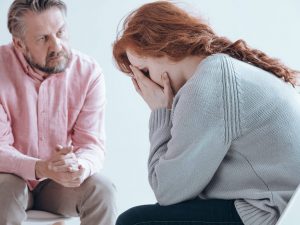 Wat is een postpartum psychose? Oorzaak, gevolg en behandeling