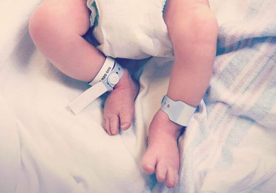 Benen van een baby