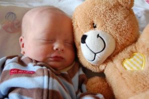 Handleiding voor de basiszorg van je pasgeboren baby