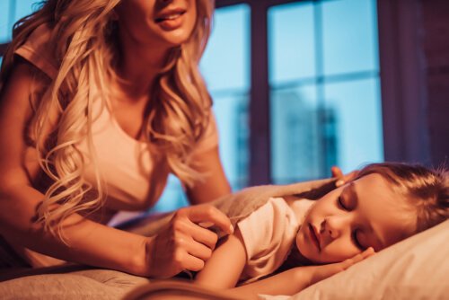7 dingen die een moeder stiekem voor haar kinderen doet