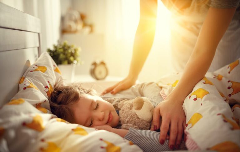 Help je kind makkelijker wakker te worden 's ochtends