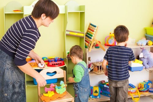 10 tips om kinderen te leren hun kamer op te ruimen