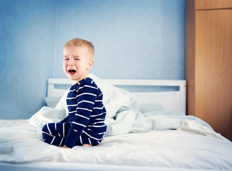 Hoe weet ik of mijn kind genoeg slaap krijgt?