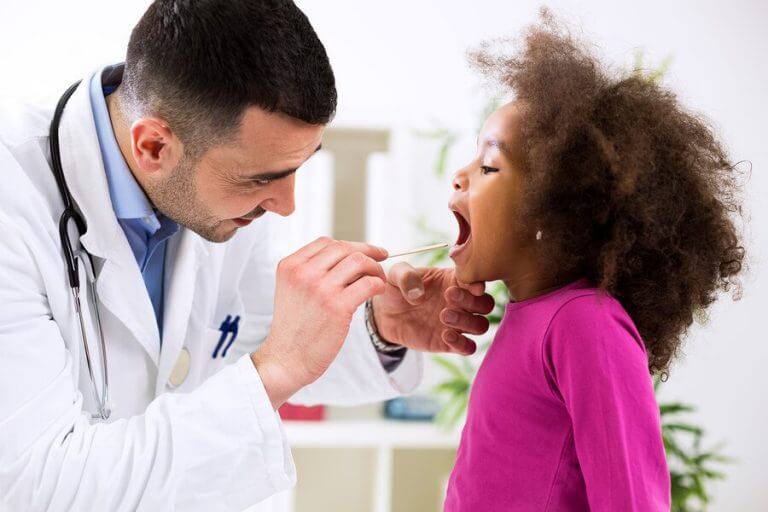 Keel gecheckt door dokter