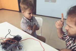 Als kinderen hun ouders negeren of slecht behandelen