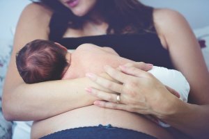 Onregelmatige menstruatie tijdens de borstvoeding: wat je moet weten