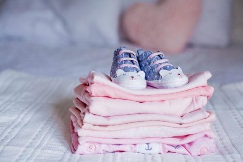 Wat te doen met de oude kleding van je kind