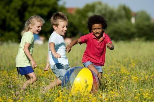 Spelende kinderen
