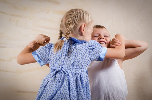Kinderen die ruzie hebben