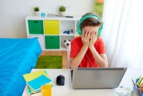Online pesten