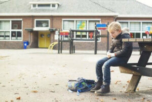 Mijn kind heeft moeite om vrienden te maken