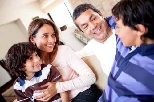 Hechte familie dat positief gedrag beloond