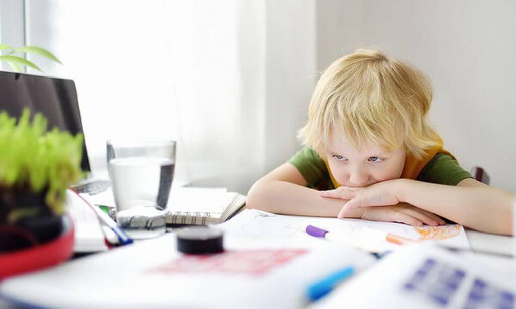 Kind haalt slechte cijfers