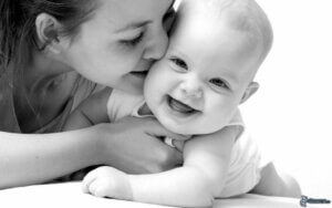 Geef toe aan je baby! Wat zegt de wetenschap erover?