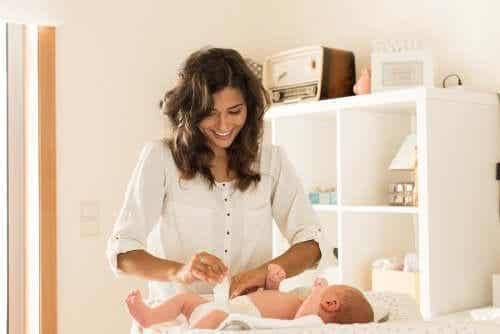 wat de ontlasting van je baby zegt