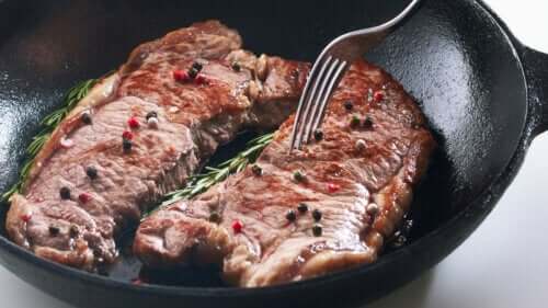 Recepten rijk aan ijzer om te eten tijdens de menstruatie