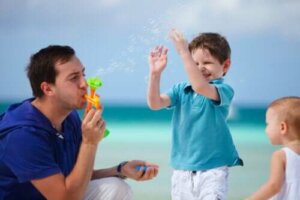 Spelen in de vroege kinderjaren: dit is wat je moet weten