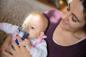 Ademhalingsfysiotherapie voor baby's: wanneer en waarom?