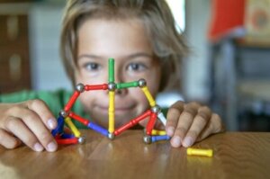 Hoe weet je of je een kinesthetisch kind hebt?