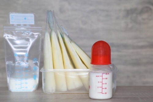 De kleur van moedermelk: wat je moet weten