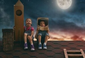 Wat is het belang van toneelspel tijdens de kindertijd?