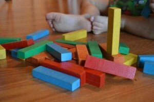Puzzels tijdens de kindertijd: educatieve spelletjes voor alle leeftijden