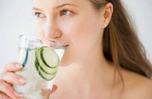 Natuurlijke remedies voor herstel na de bevalling