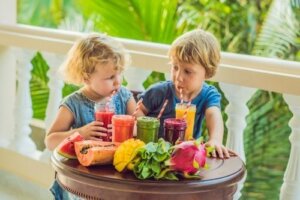 Ontdek deze lekkere 10 fruitsmoothies voor kinderen