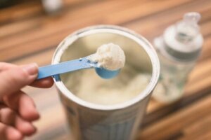 Het belang van flesvoeding als babyvoeding