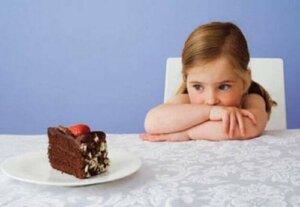 Gezondere alternatieven om suiker te vervangen in kindervoeding